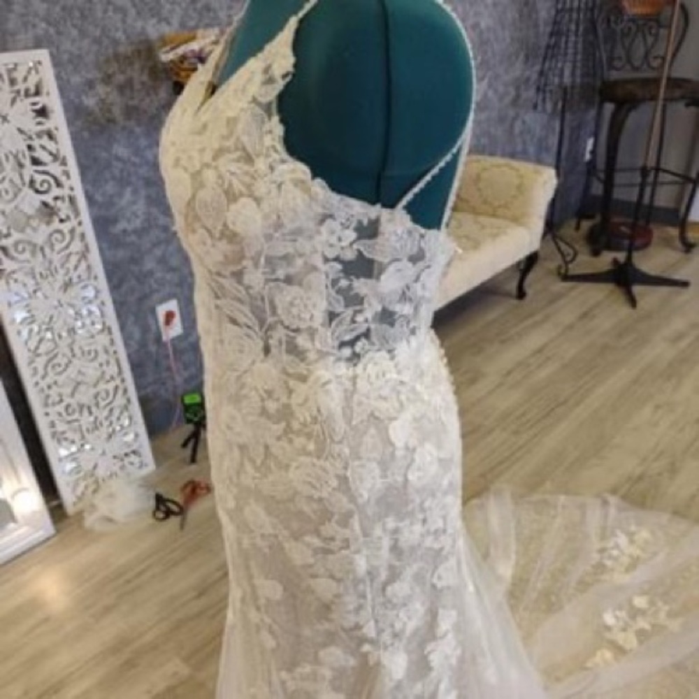 Morilee "Desiree" fit and flare gown. - Picture 4 of 9